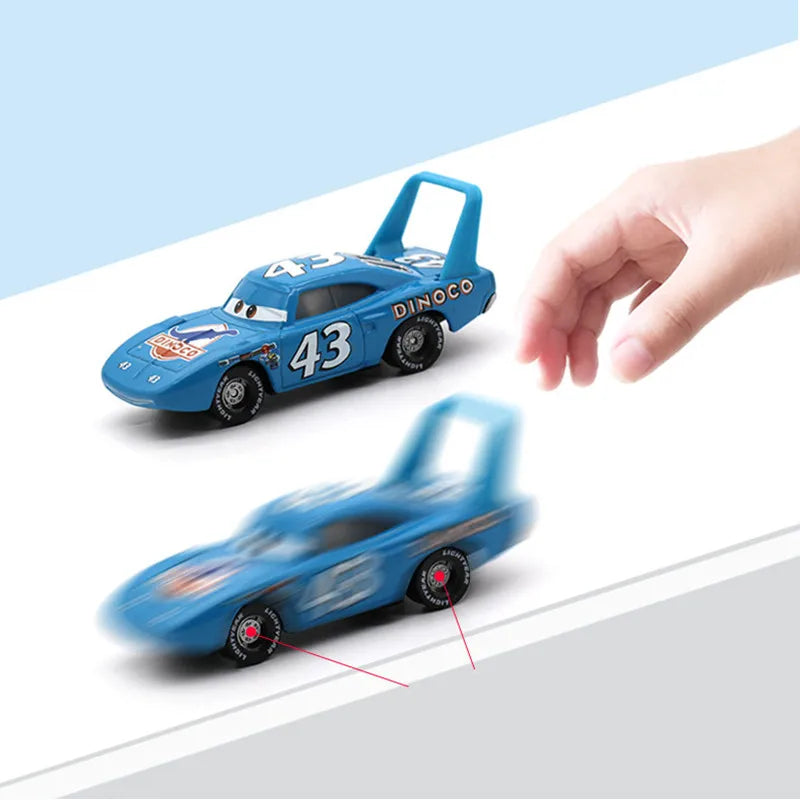 Disney Pixar Cars 3 Lightning McQueen Diecast Toy – 1:55 Alloy Car