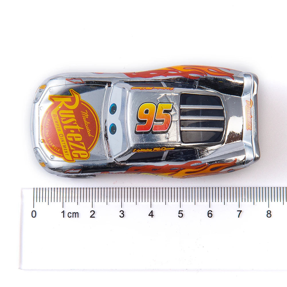 Disney Pixar Cars 3 Lightning McQueen Diecast Toy – 1:55 Alloy Car