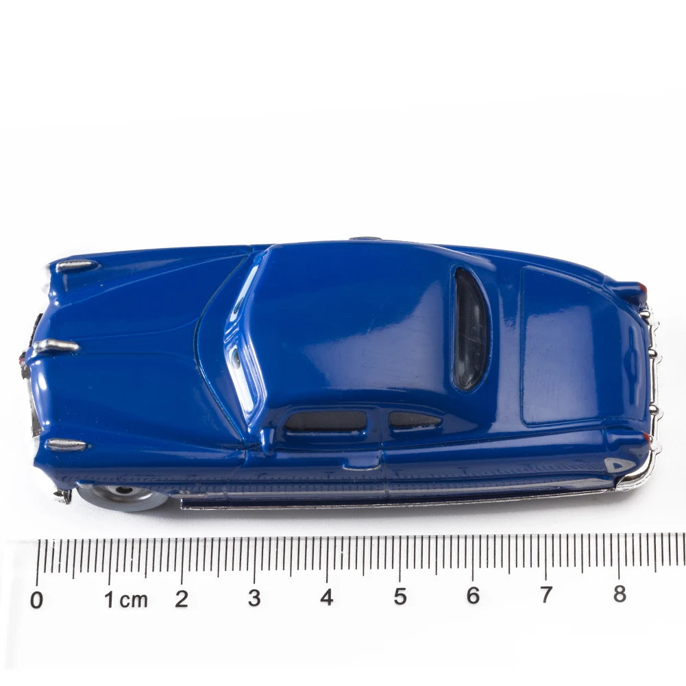 Disney Pixar Cars 3 Lightning McQueen Diecast Toy – 1:55 Alloy Car